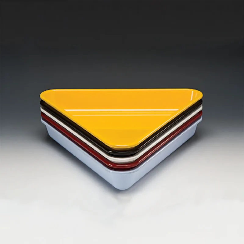 Zicco K-1107 Üçgen Model Melamin Teşhir Tabağı, 40x6 cm, Beyaz